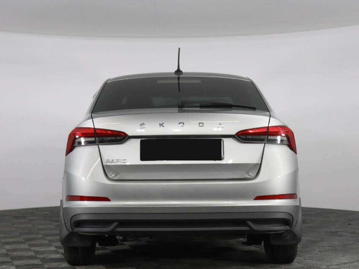 Skoda Rapid с пробегом — 2021 год. Фото: #5
