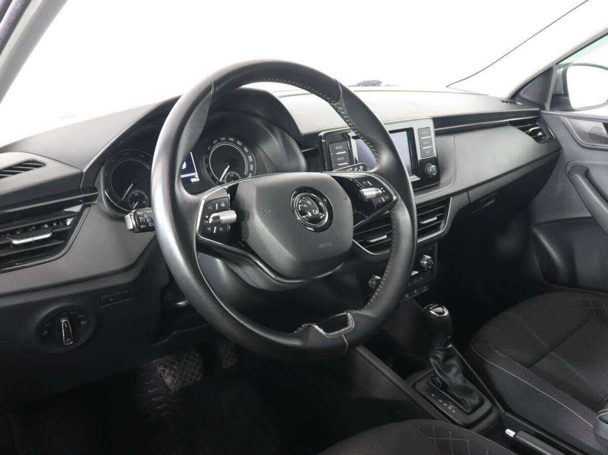 Skoda Rapid с пробегом — 2021 год. Фото: #8