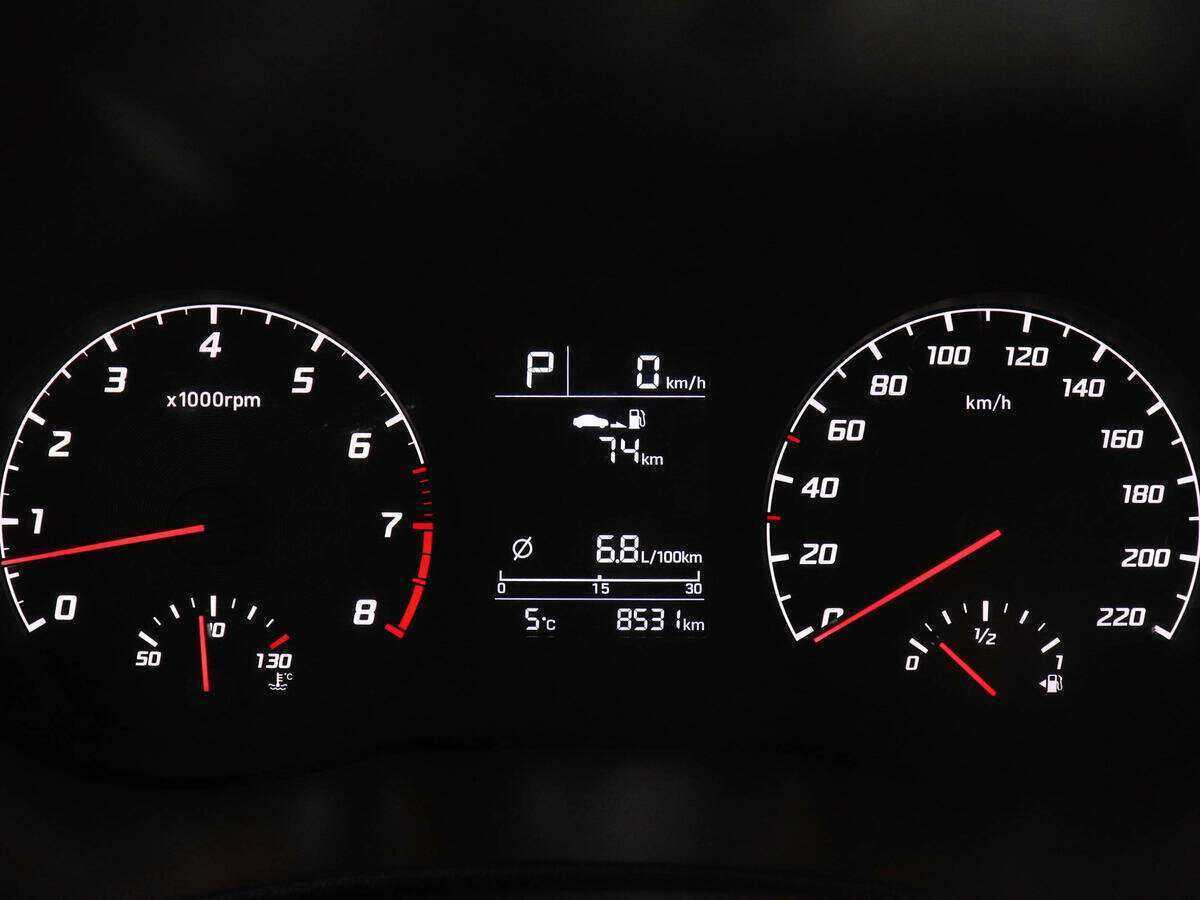 Hyundai Solaris с пробегом — 2022 год. Фото: #10