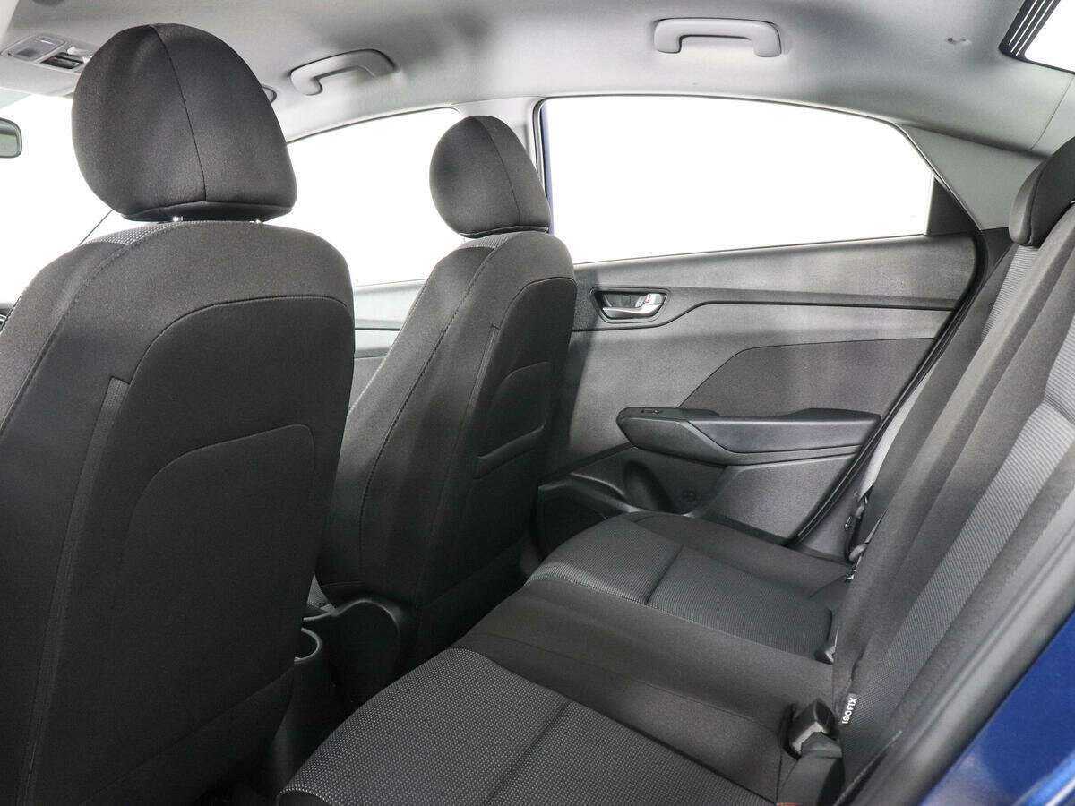 Hyundai Solaris с пробегом — 2022 год. Фото: #11