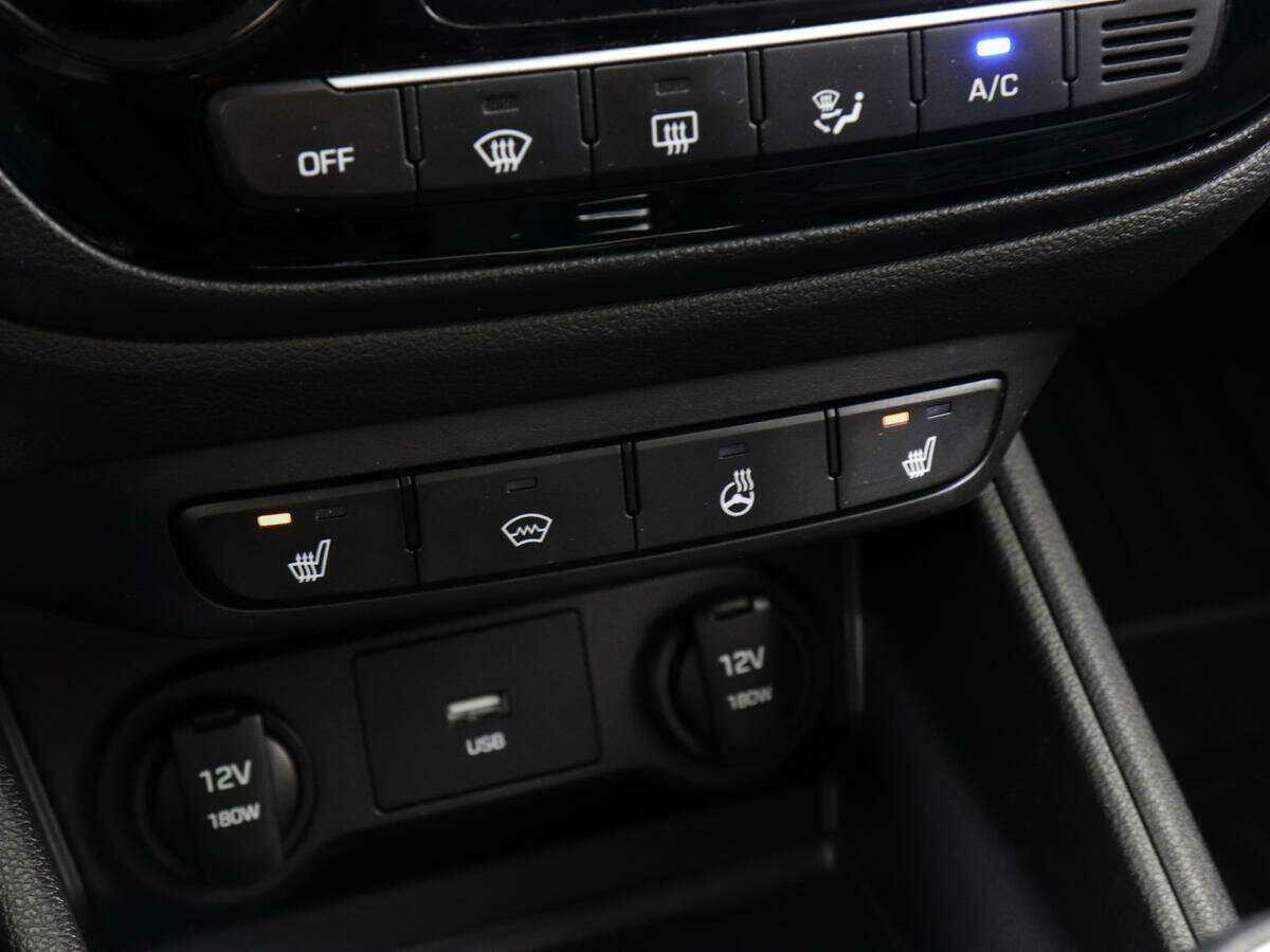 Hyundai Solaris с пробегом — 2020 год. Фото: #9