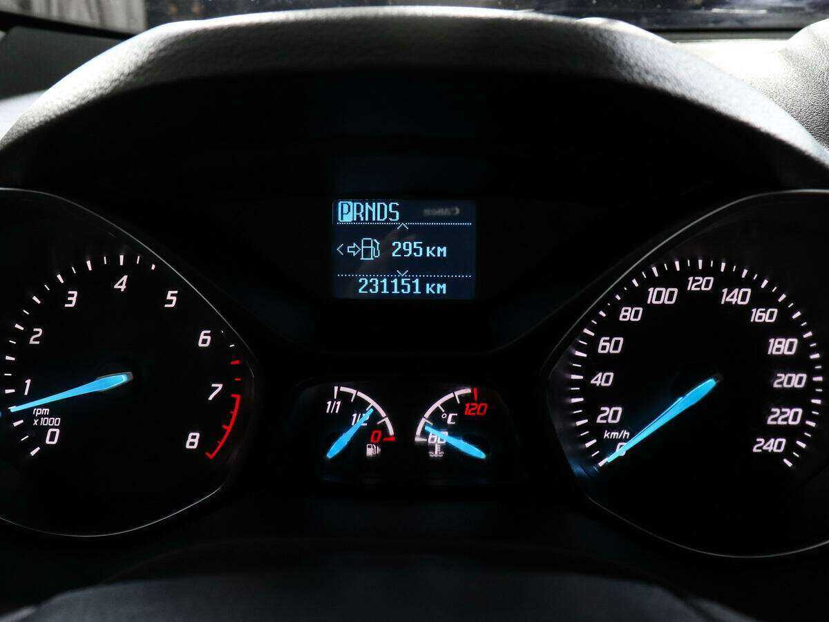 Ford Kuga с пробегом — 2016 год. Фото: #8