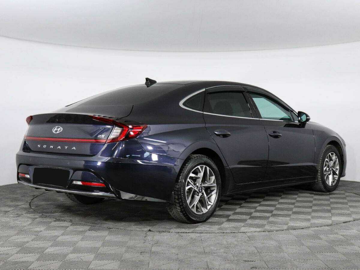 Hyundai Sonata с пробегом — 2021 год. Фото: #4