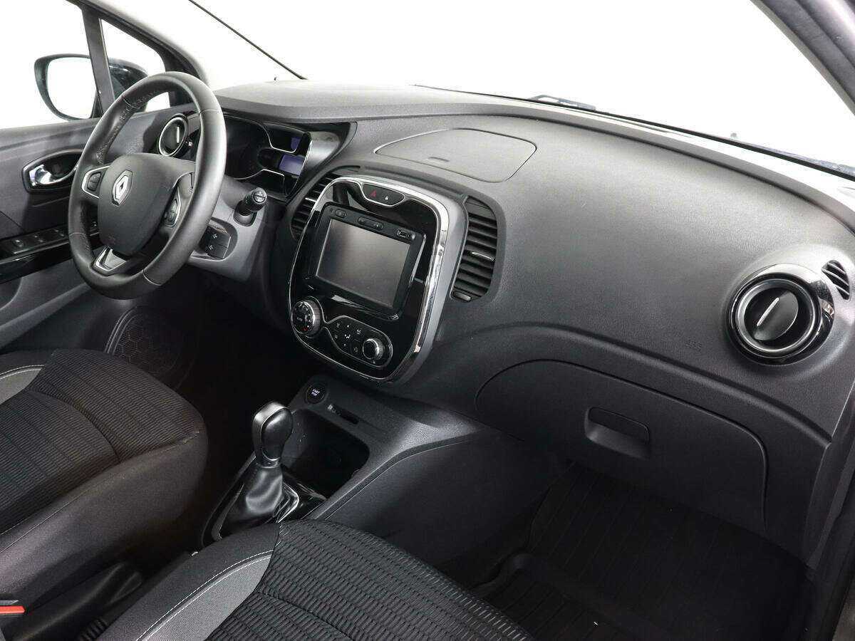 Renault Kaptur с пробегом — 2017 год. Фото: #8