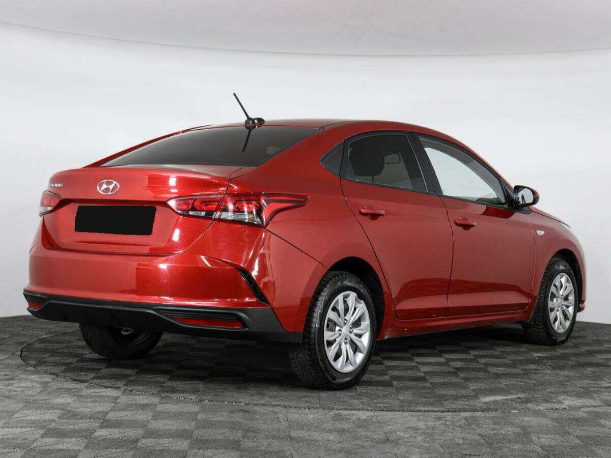 Hyundai Solaris с пробегом — 2021 год. Фото: #4