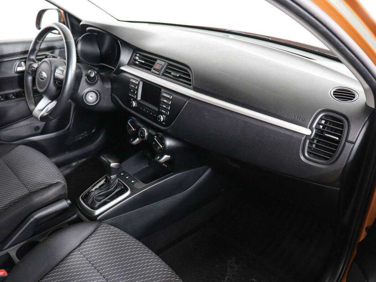Kia Rio с пробегом — 2019 год. Фото: #9