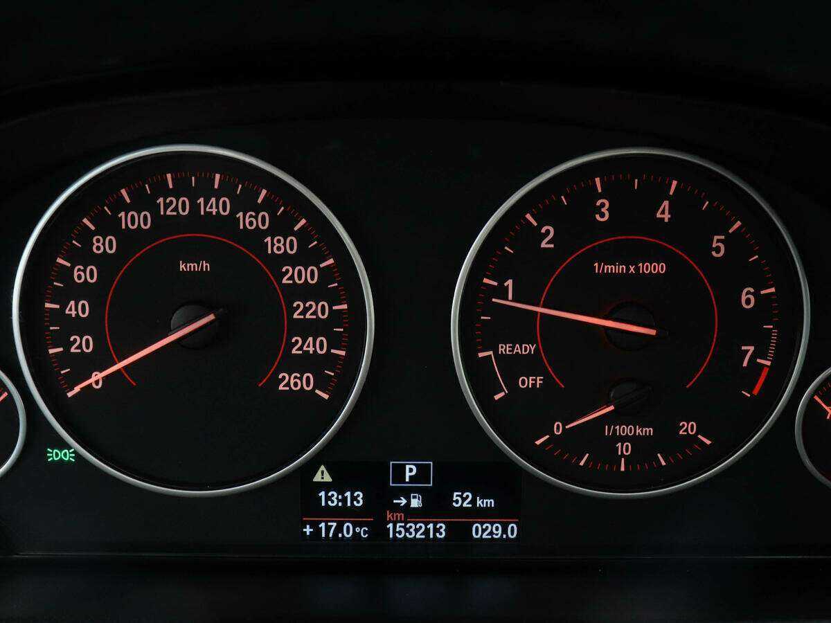 BMW 3 серии с пробегом — 2013 год. Фото: #6