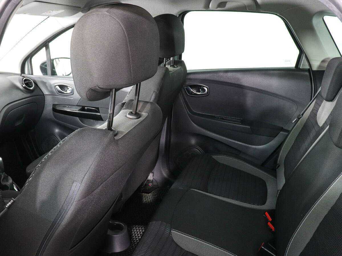 Renault Kaptur с пробегом — 2017 год. Фото: #11