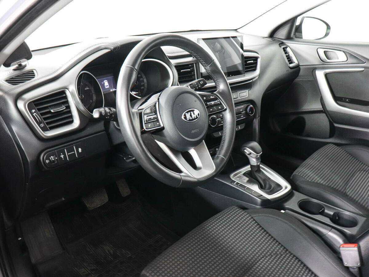 Kia Ceed с пробегом — 2019 год. Фото: #7