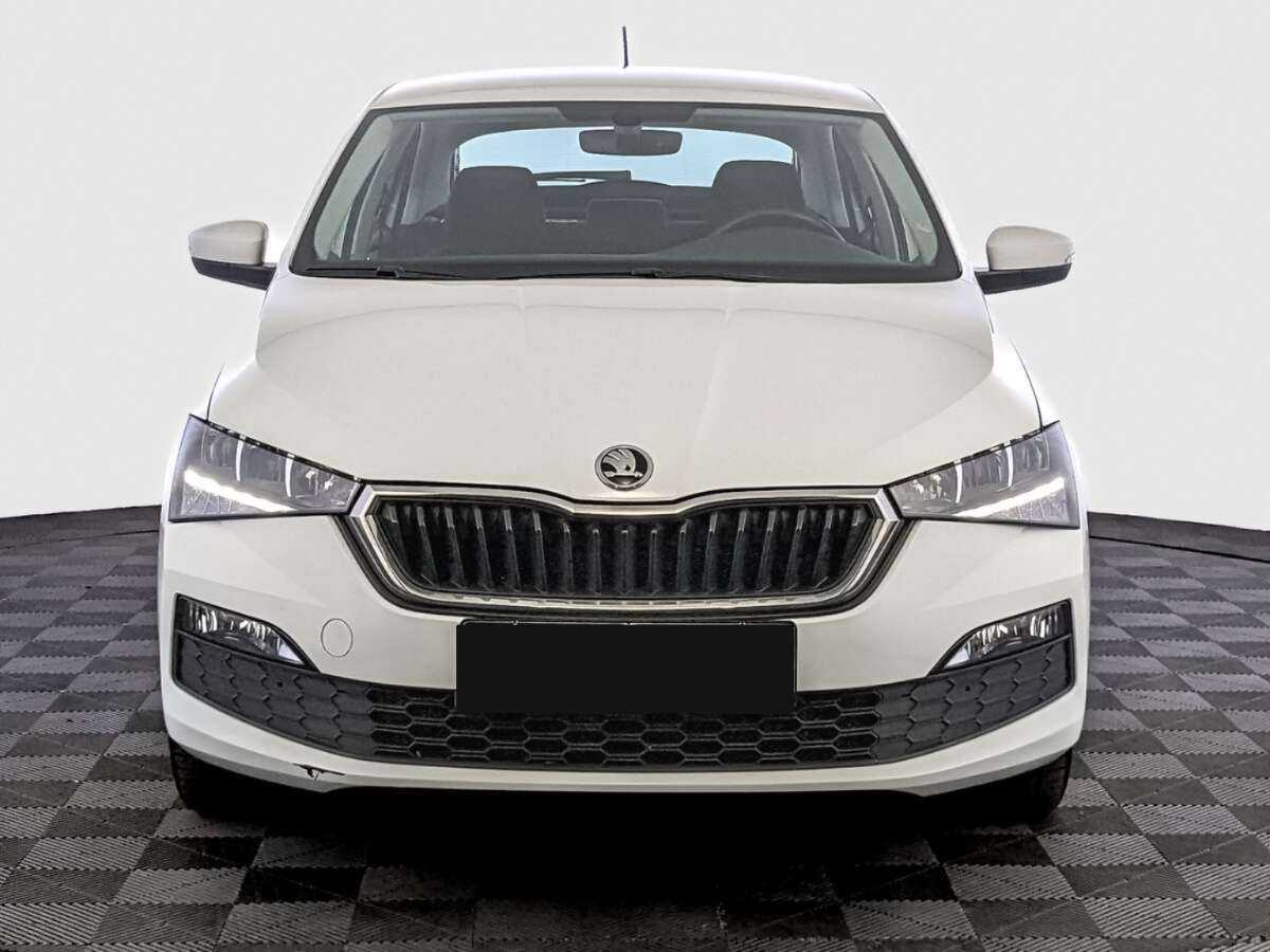 Skoda Rapid с пробегом — 2020 год. Фото: #1