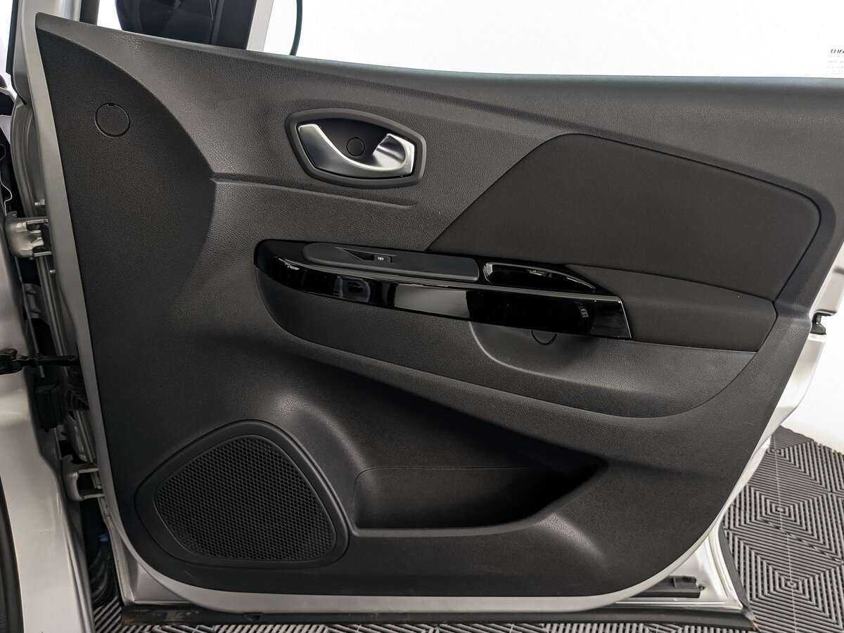 Renault Kaptur с пробегом — 2020 год. Фото: #19