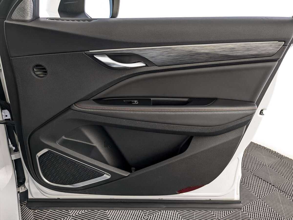 Geely Tugella с пробегом — 2021 год. Фото: #18