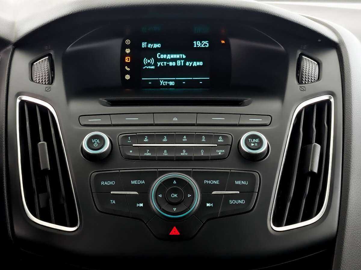 Ford Focus с пробегом — 2018 год. Фото: #12