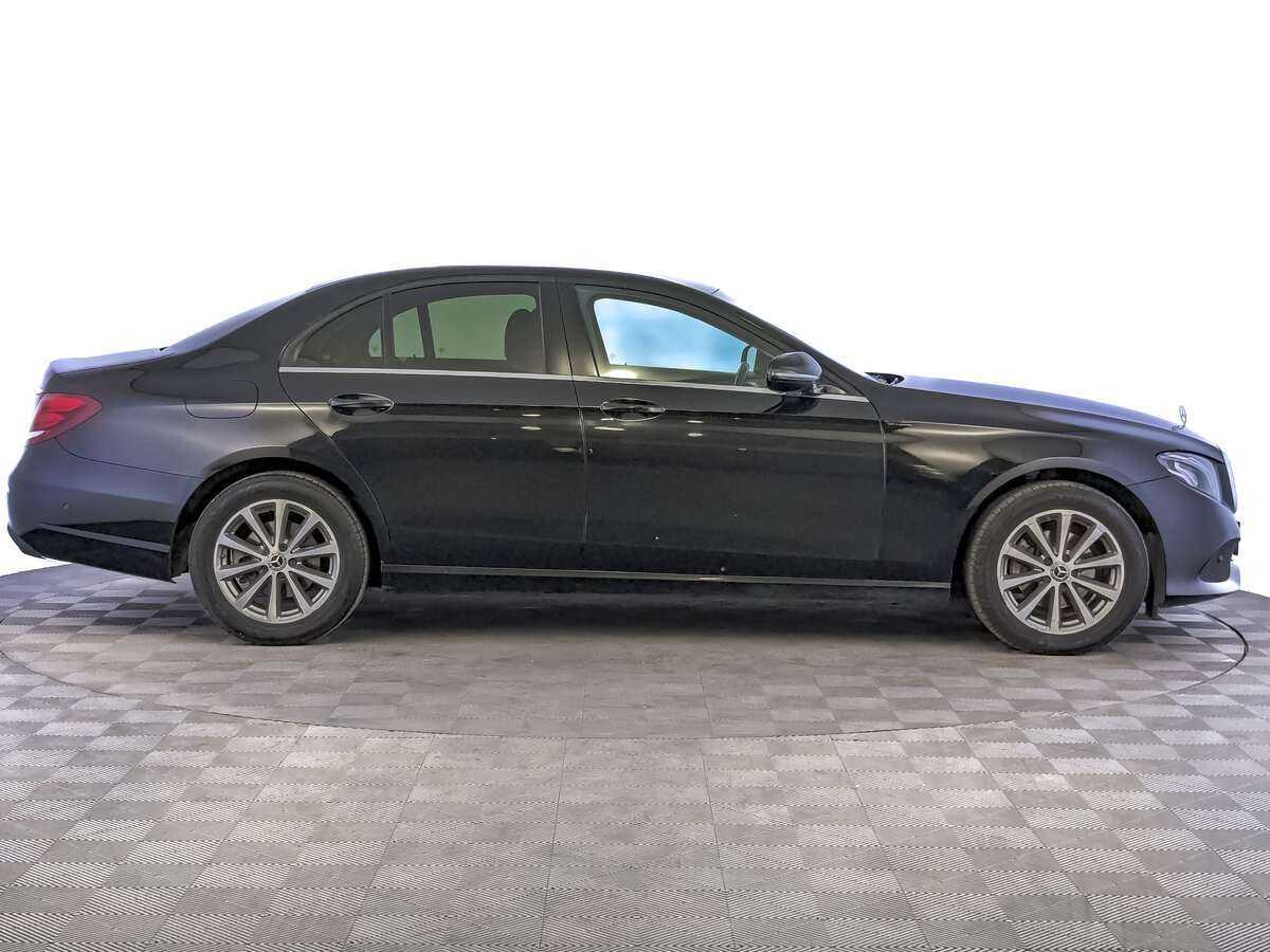 Mercedes-Benz E-Класс с пробегом — 2018 год. Фото: #3