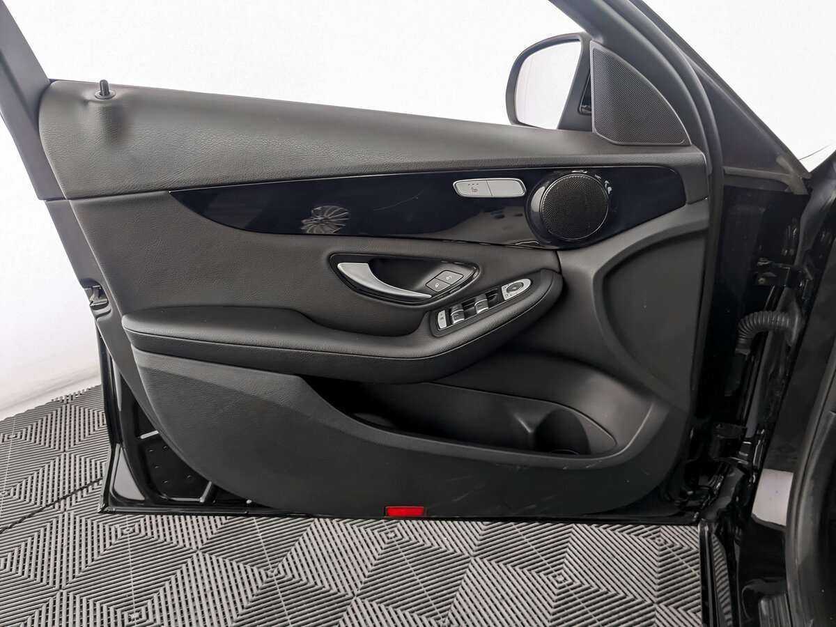 Mercedes-Benz C-Класс с пробегом — 2019 год. Фото: #14