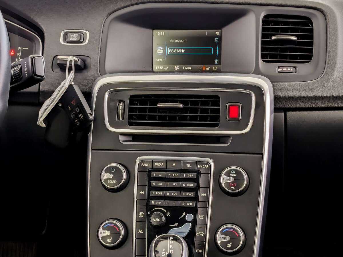 Volvo S60 с пробегом — 2015 год. Фото: #12