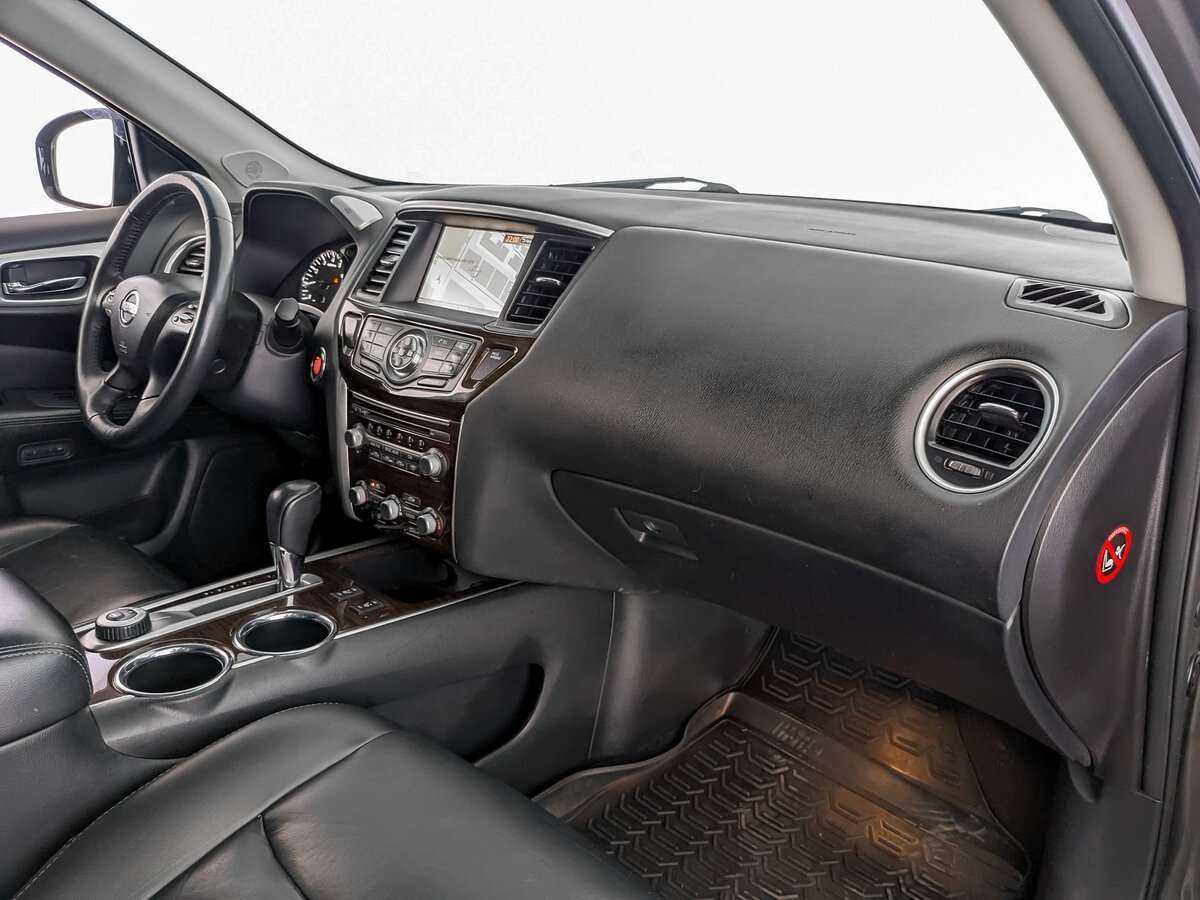 Nissan Pathfinder с пробегом — 2016 год. Фото: #8
