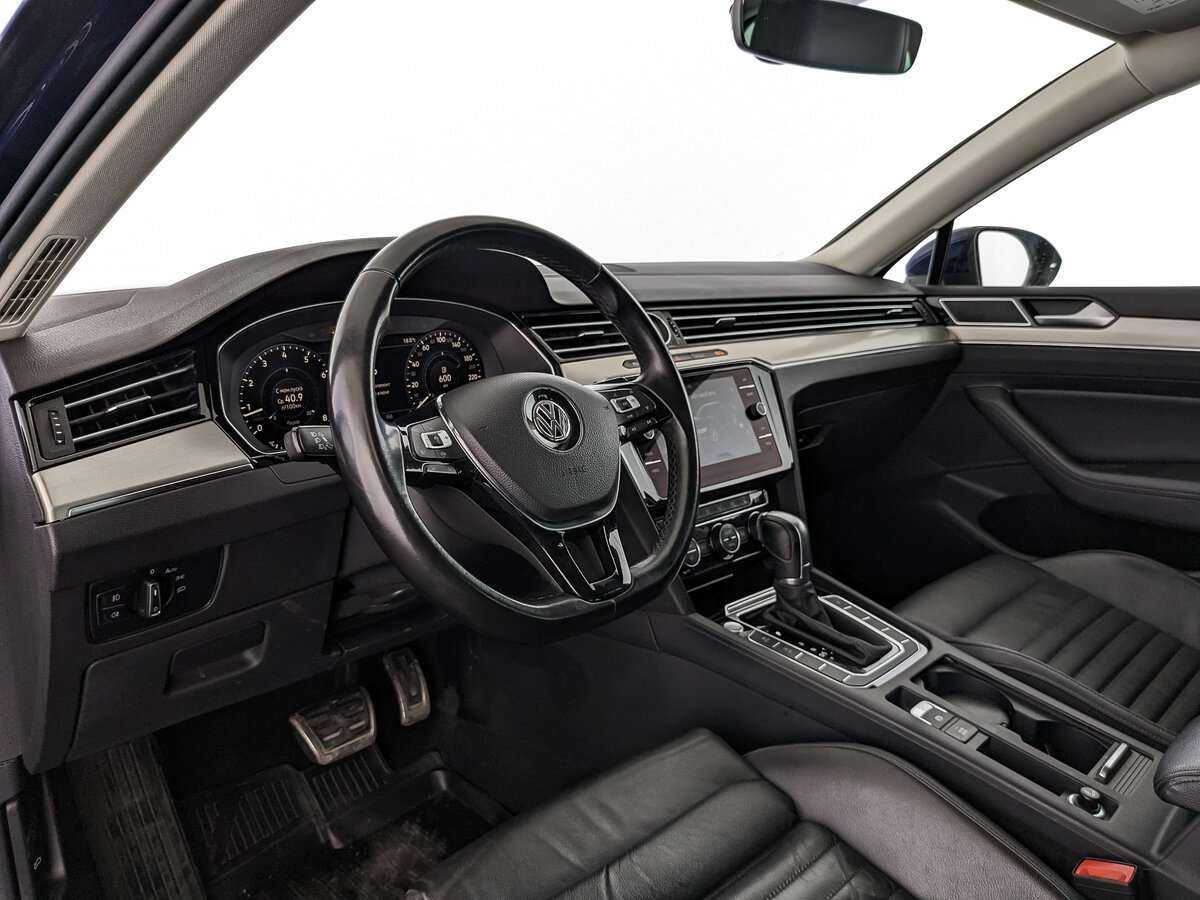 Volkswagen Passat с пробегом — 2019 год. Фото: #10