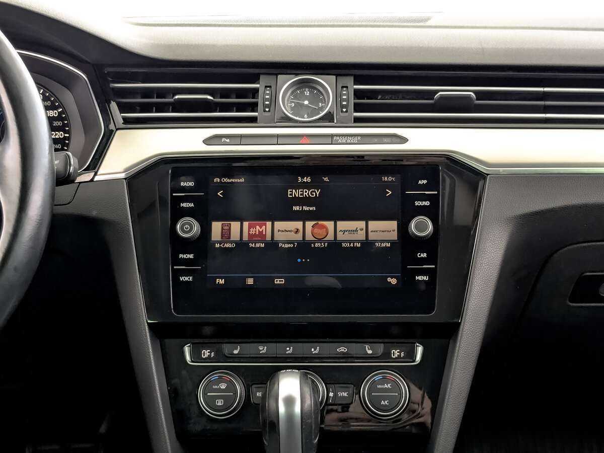 Volkswagen Passat с пробегом — 2019 год. Фото: #12