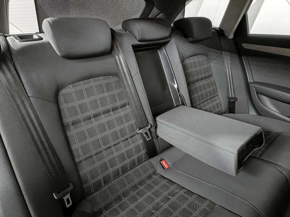 Audi A4 с пробегом — 2012 год. Фото: #12