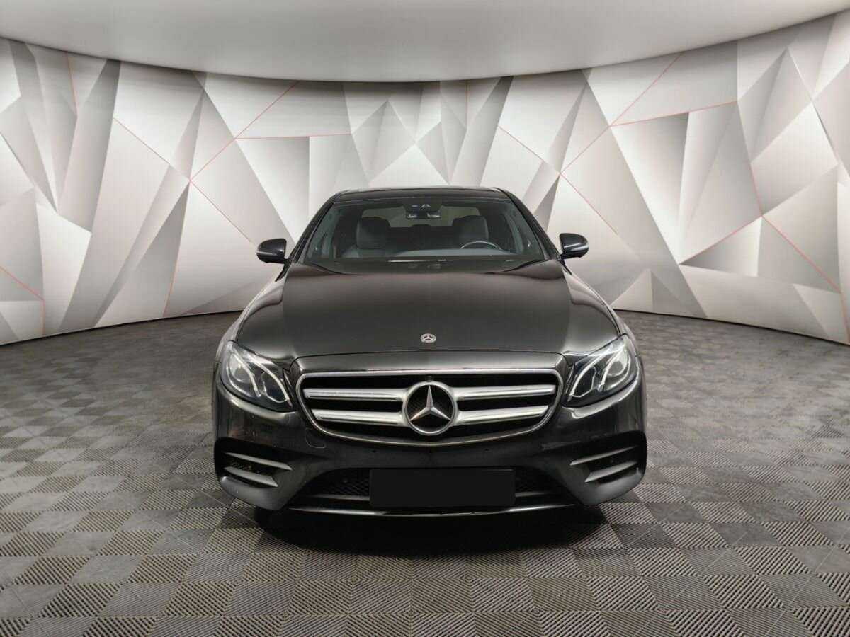 Mercedes-Benz E-Класс с пробегом — 2017 год. Фото: #6