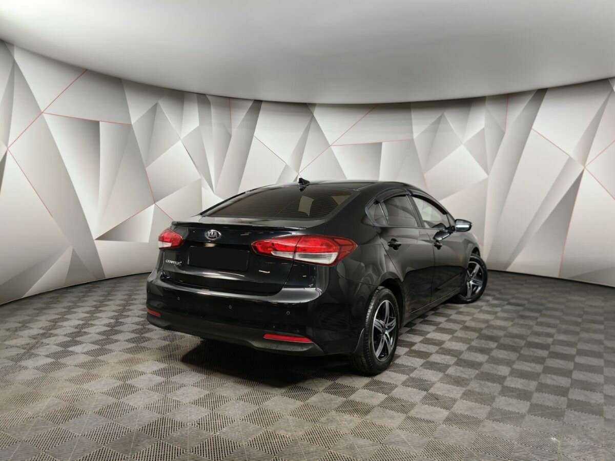 Kia Cerato с пробегом — 2018 год. Фото: #1
