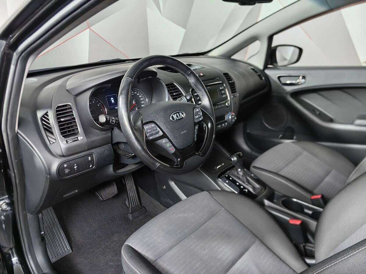 Kia Cerato с пробегом — 2018 год. Фото: #13