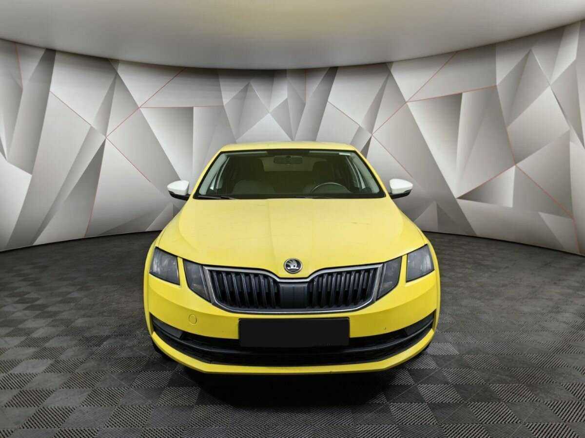Skoda Octavia с пробегом — 2019 год. Фото: #6