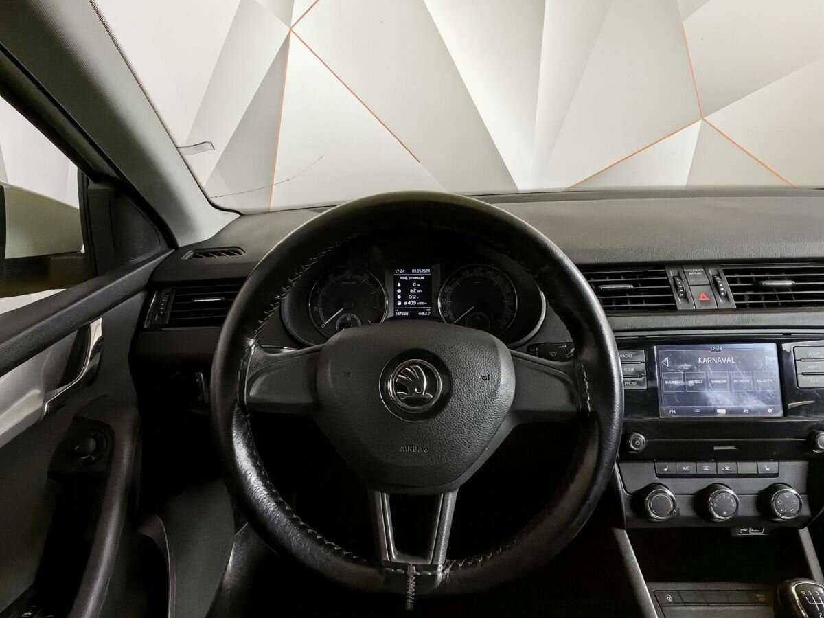 Skoda Octavia с пробегом — 2019 год. Фото: #14