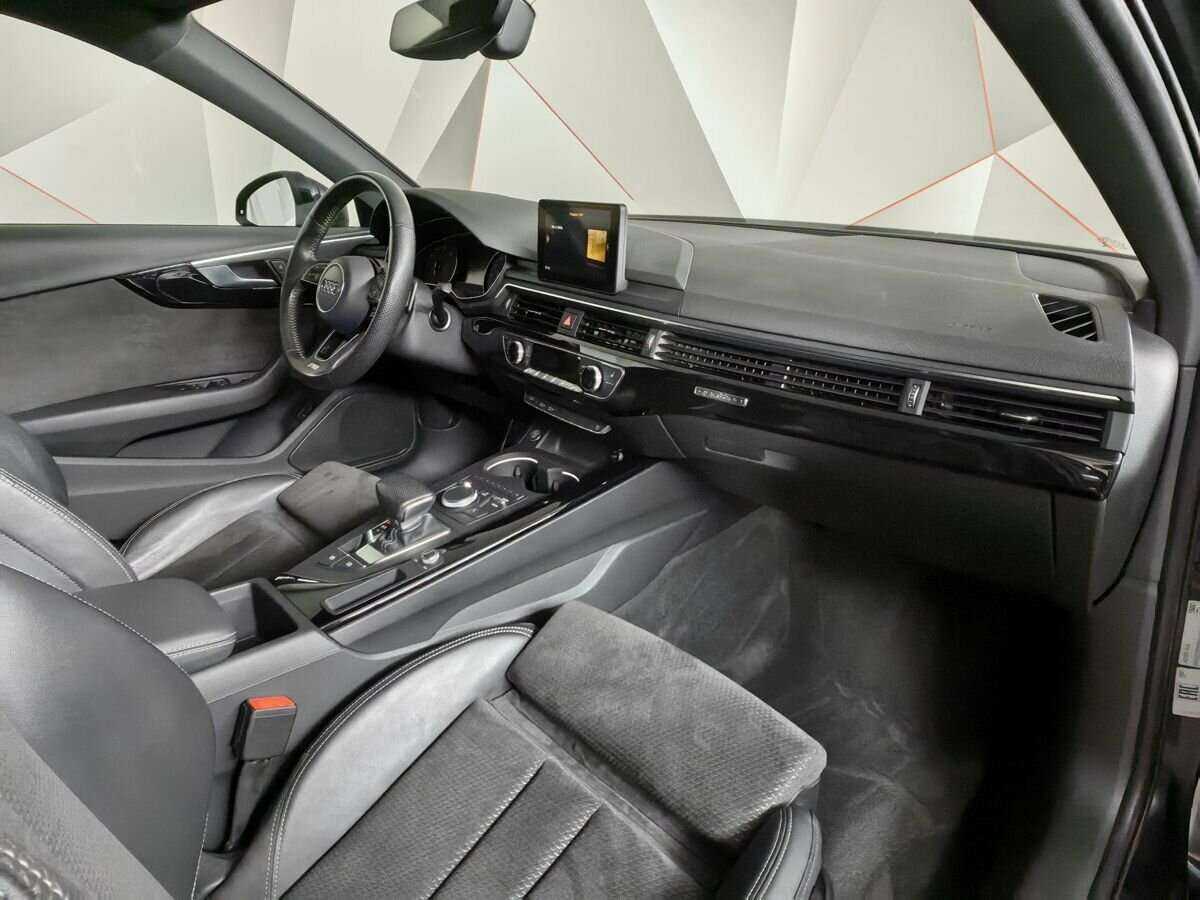 Audi A4 с пробегом — 2016 год. Фото: #8