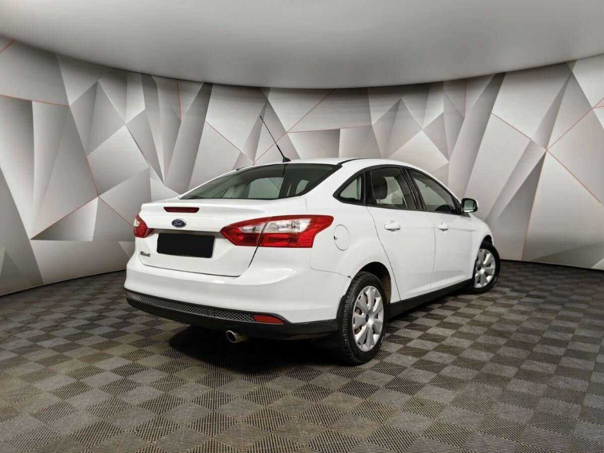 Ford Focus с пробегом — 2014 год. Фото: #1