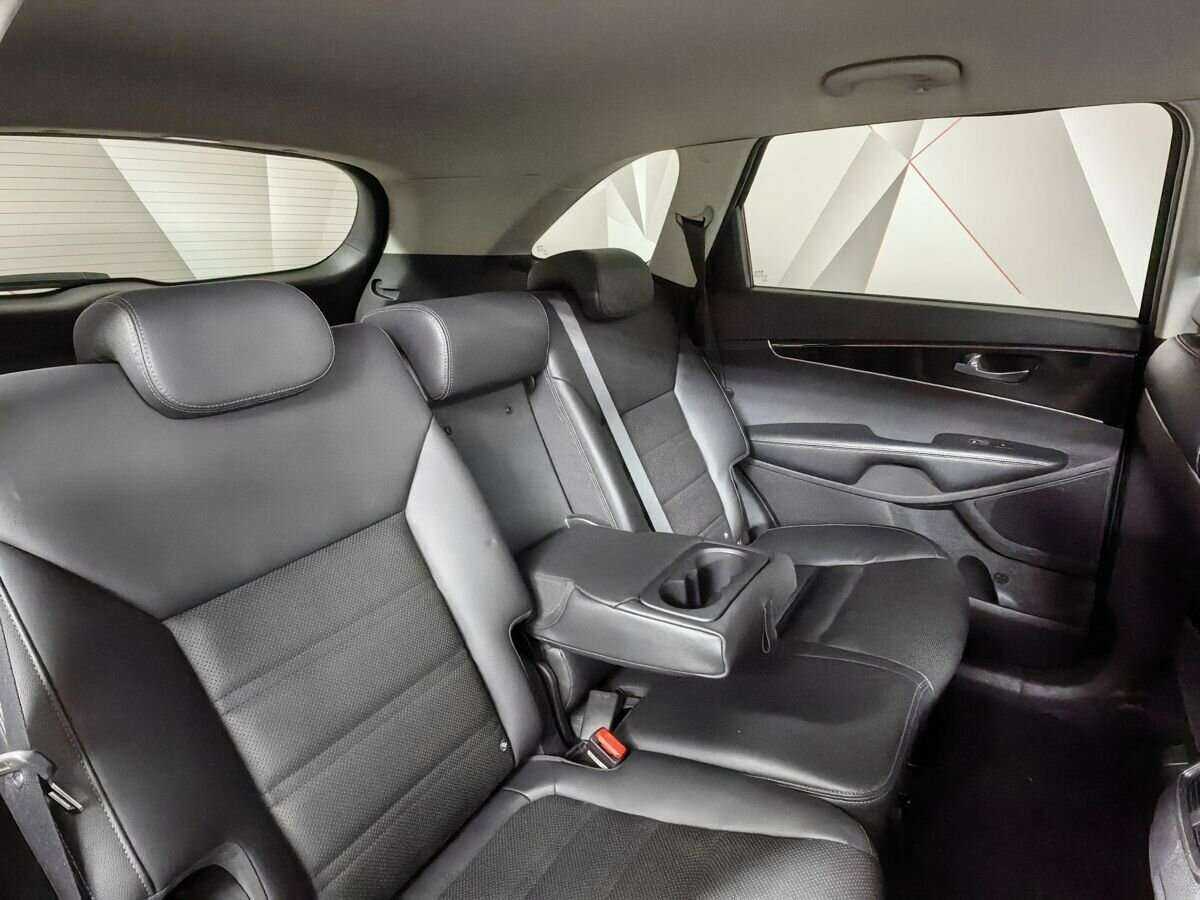 Kia Sorento с пробегом — 2019 год. Фото: #12