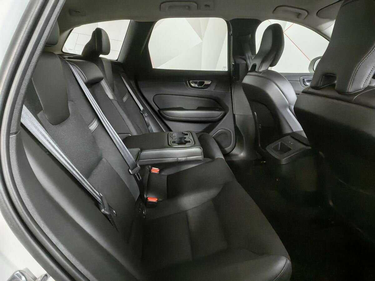Volvo XC60 с пробегом — 2019 год. Фото: #11
