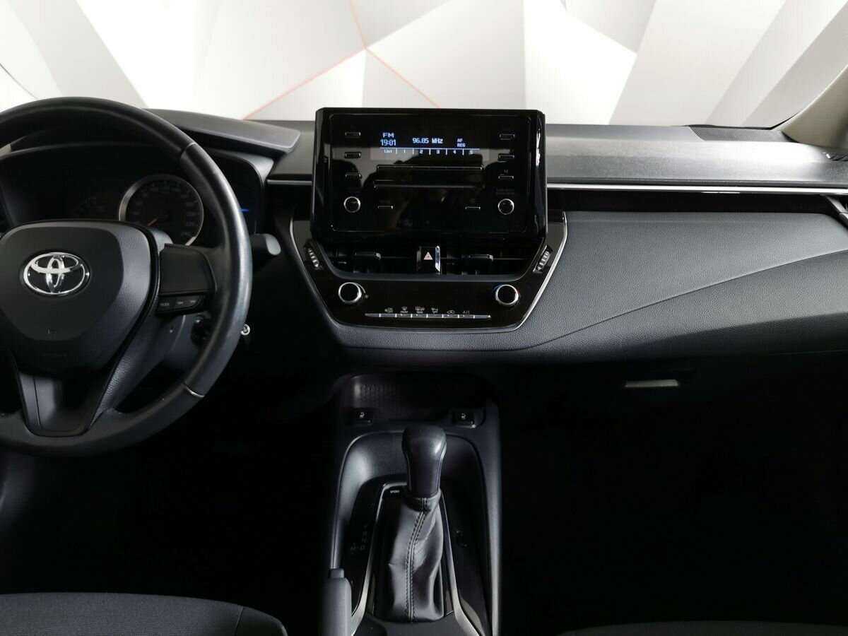 Toyota Corolla с пробегом — 2019 год. Фото: #10