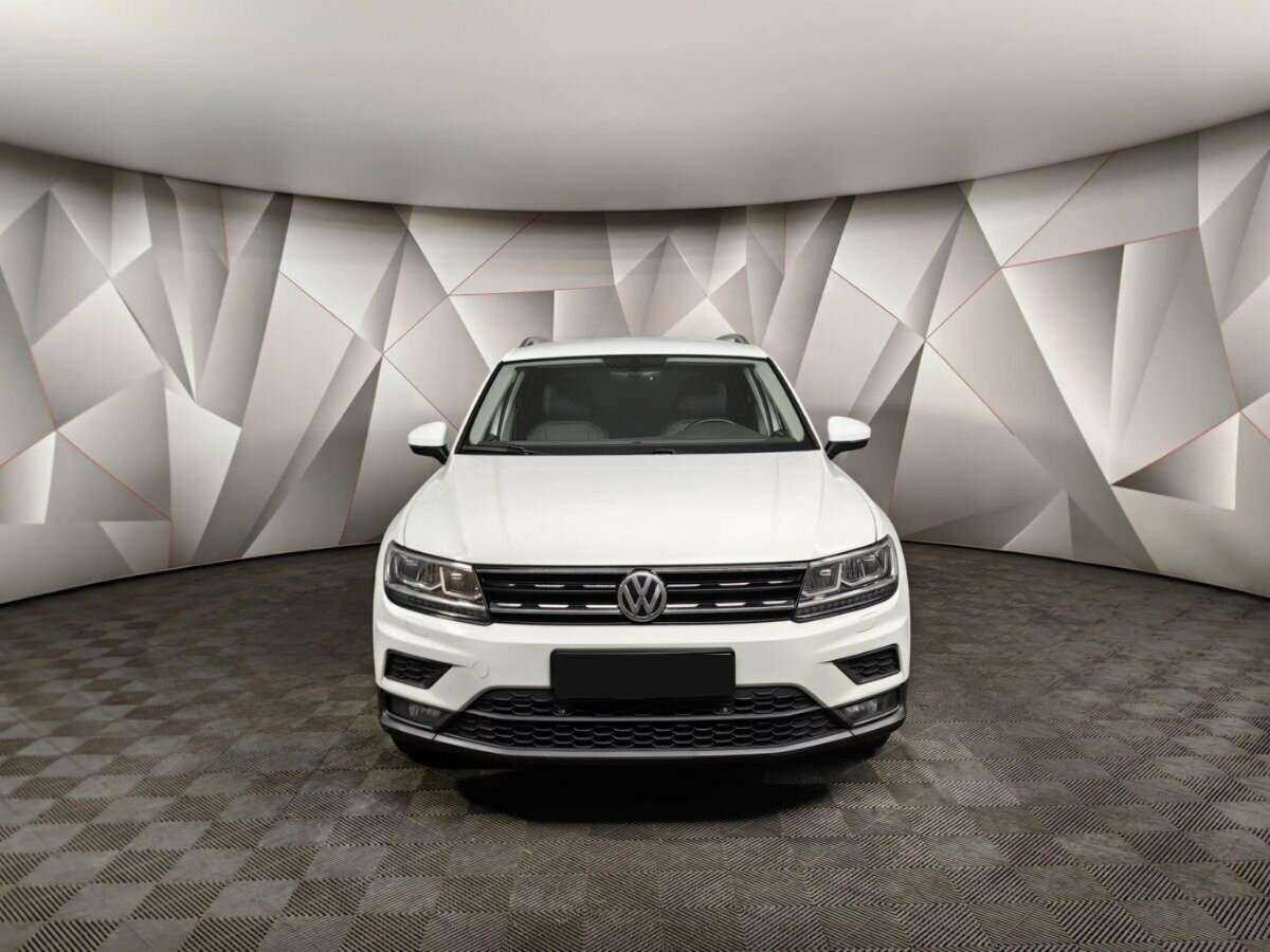 Volkswagen Tiguan с пробегом — 2018 год. Фото: #6