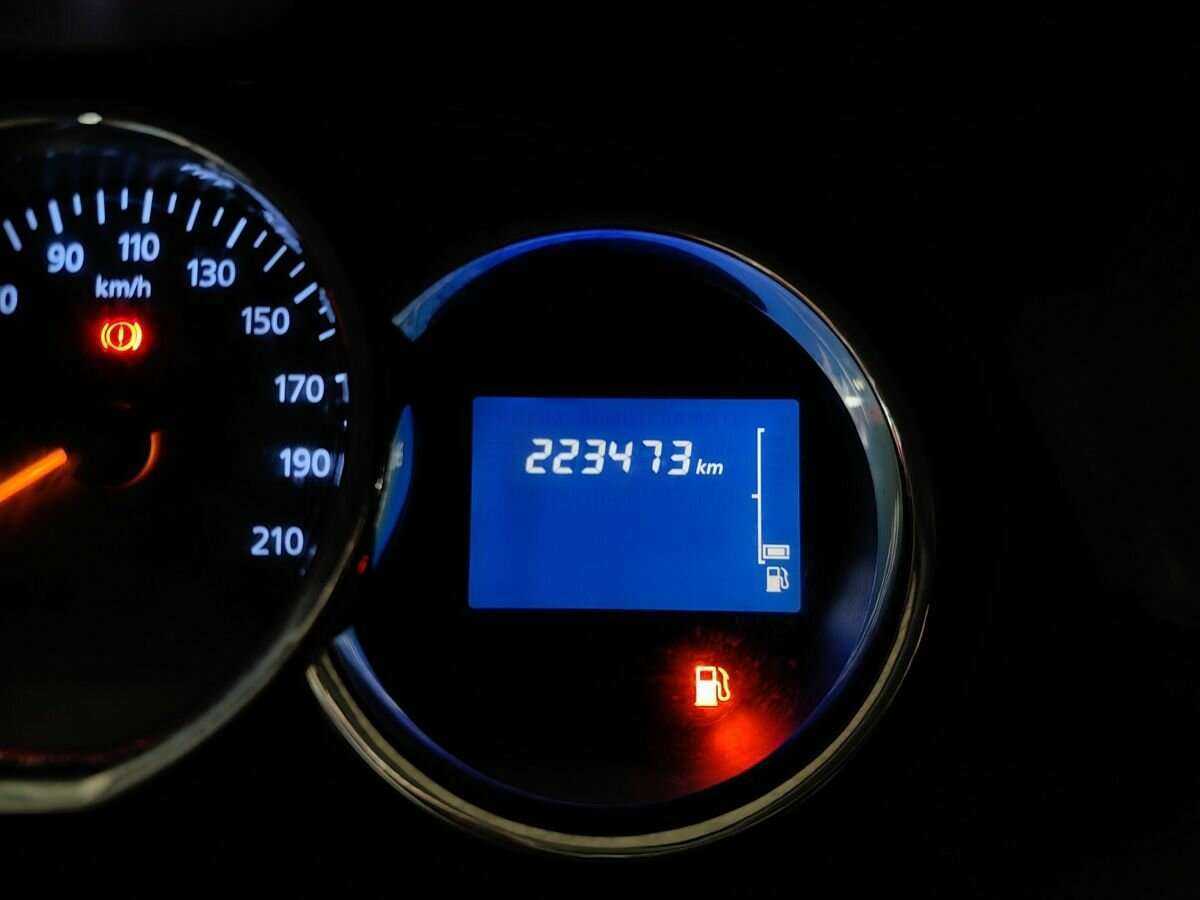 Renault Duster с пробегом — 2017 год. Фото: #13