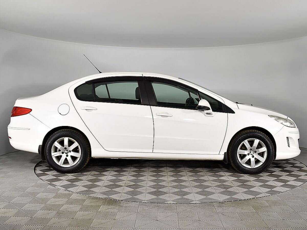 Peugeot 408 с пробегом — 2013 год. Фото: #4