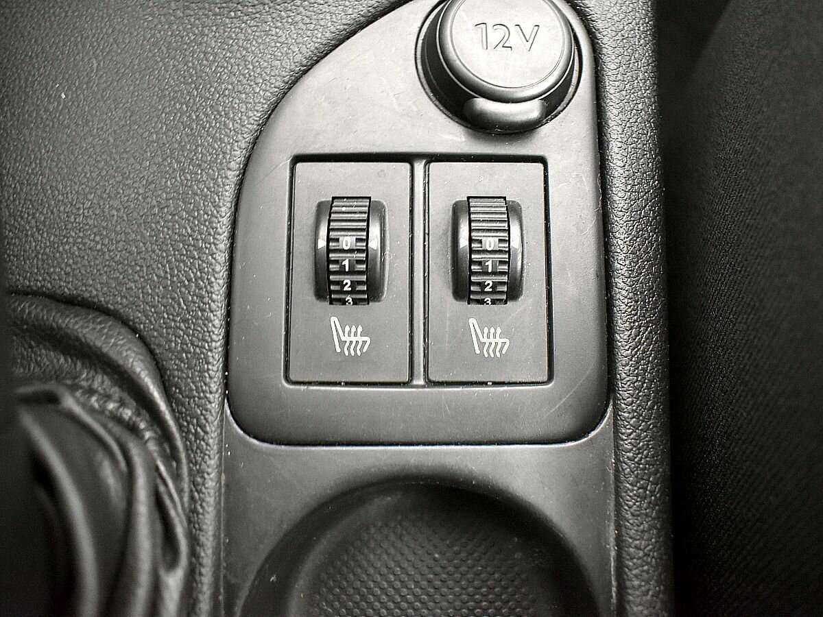 Peugeot 408 с пробегом — 2013 год. Фото: #15