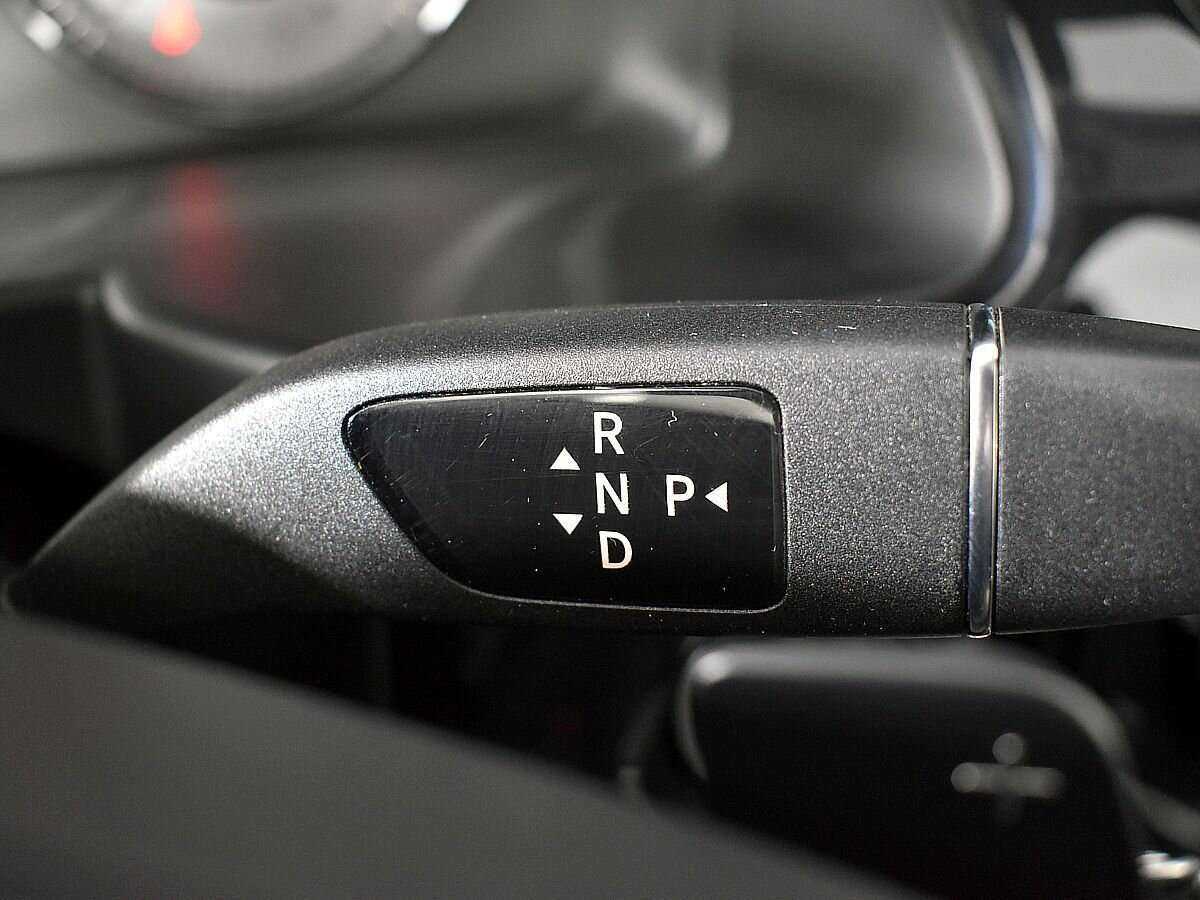 Mercedes-Benz GLK-Класс с пробегом — 2014 год. Фото: #11