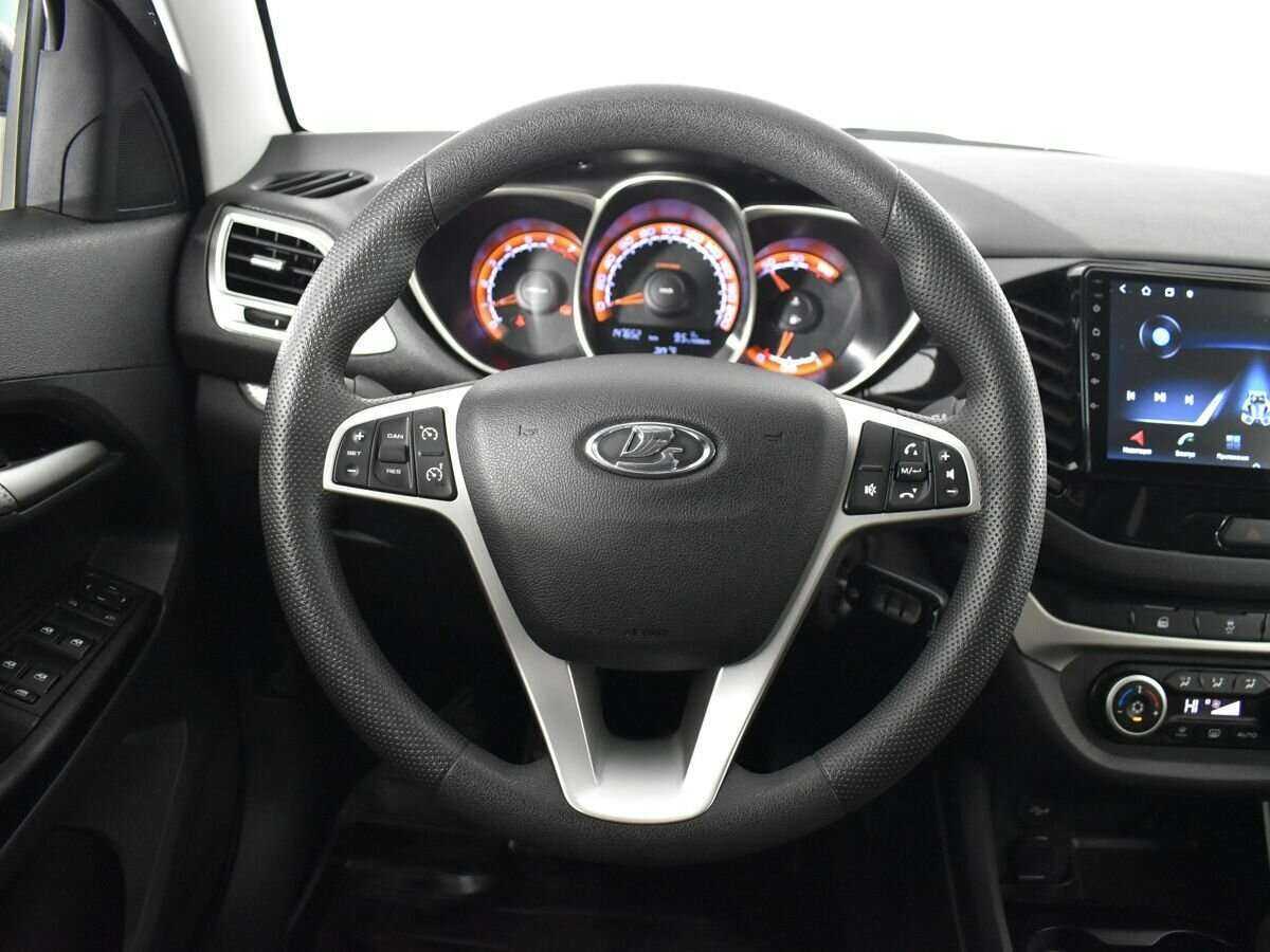 Lada (ВАЗ) Vesta с пробегом — 2019 год. Фото: #9