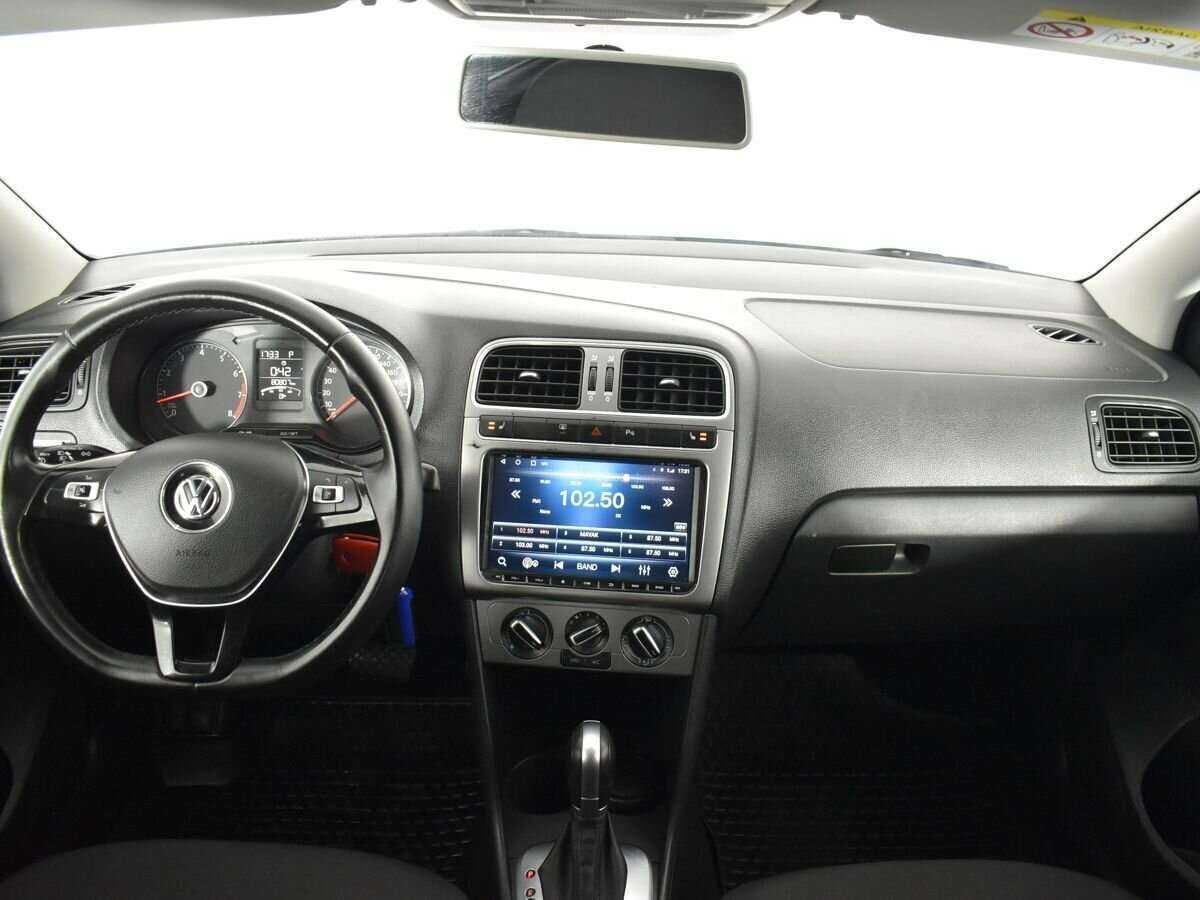 Volkswagen Polo с пробегом — 2020 год. Фото: #8