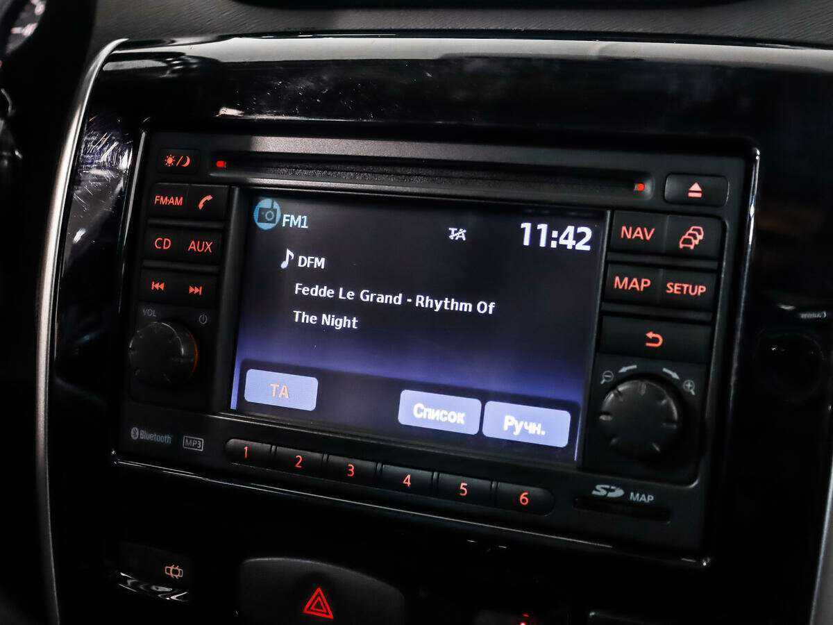 Nissan Terrano с пробегом — 2015 год. Фото: #11