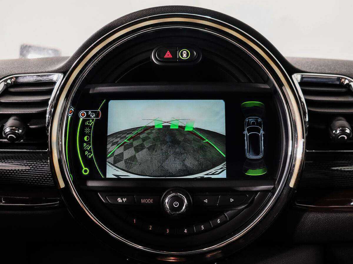 Mini Clubman с пробегом — 2016 год. Фото: #18