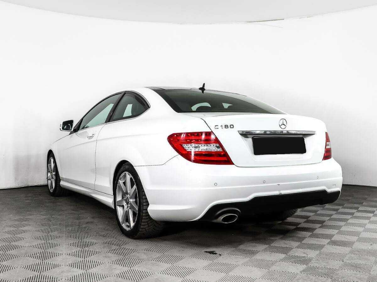 Mercedes-Benz C-Класс с пробегом — 2015 год. Фото: #6