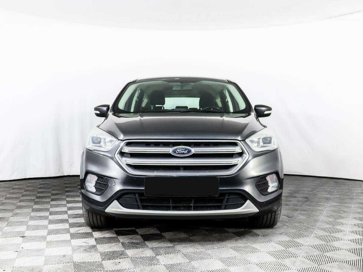 Ford Kuga с пробегом — 2017 год. Фото: #1