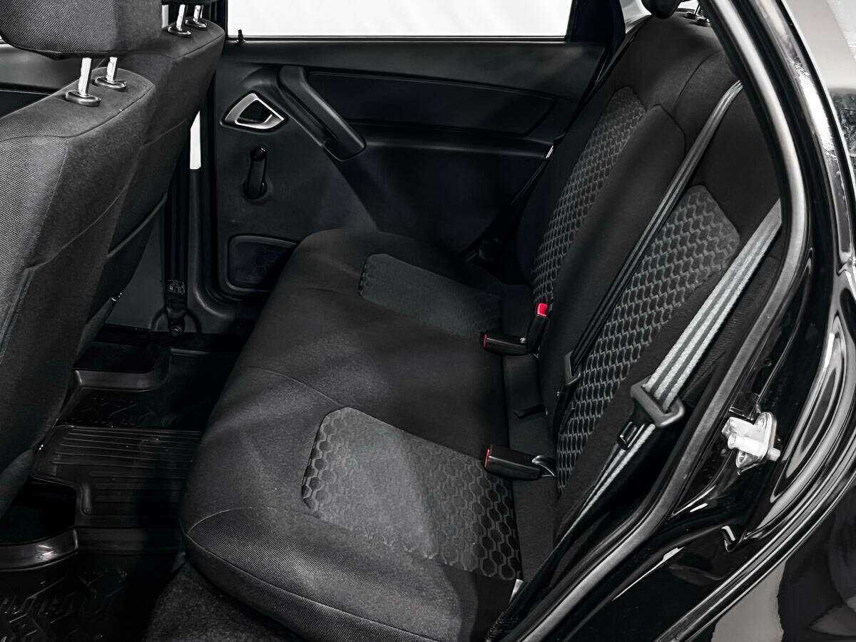 Lada (ВАЗ) Granta с пробегом — 2023 год. Фото: #9