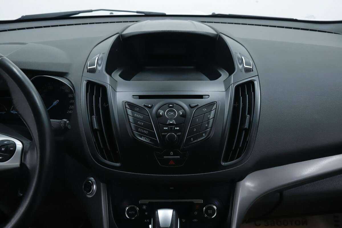 Ford Kuga с пробегом — 2016 год. Фото: #11