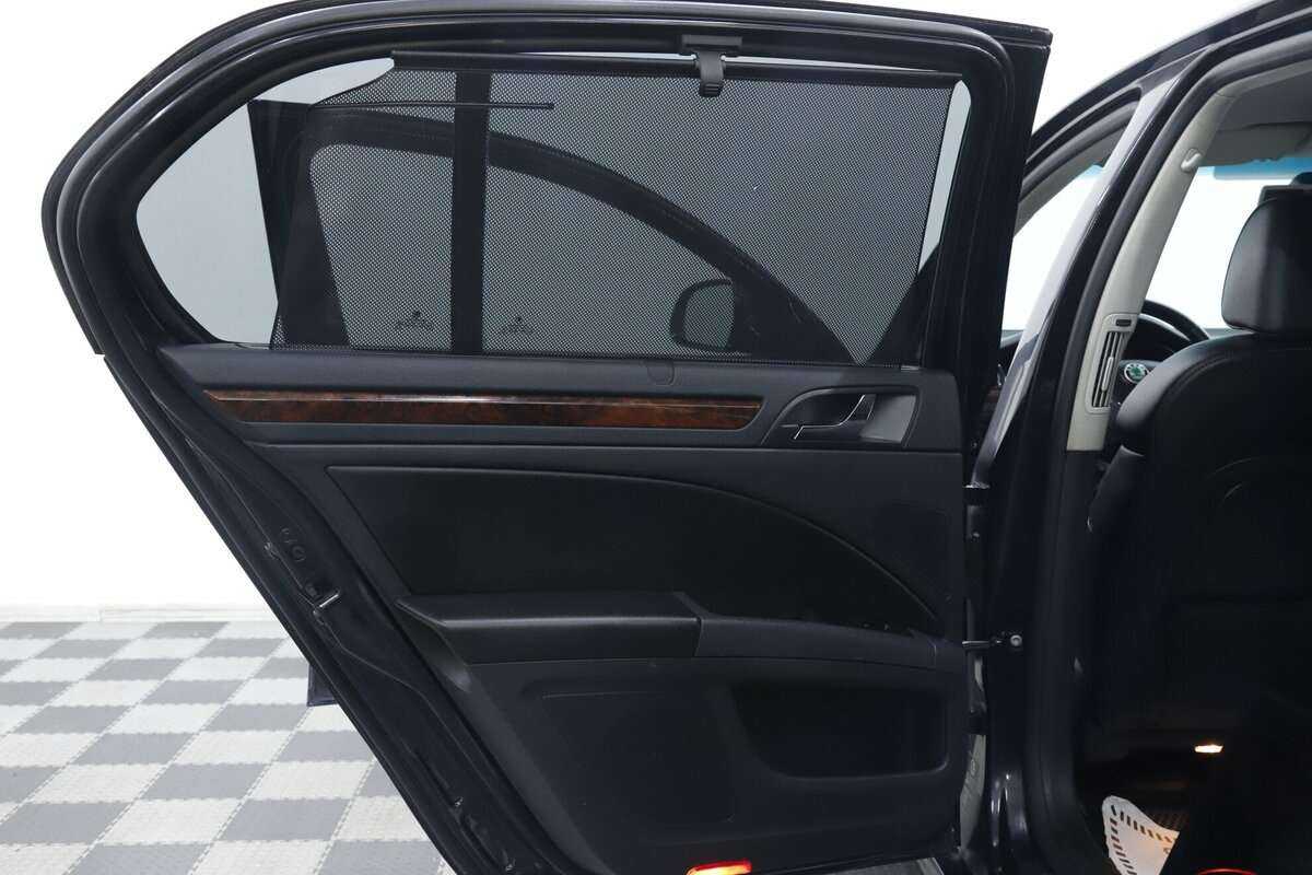 Skoda Superb с пробегом — 2013 год. Фото: #18