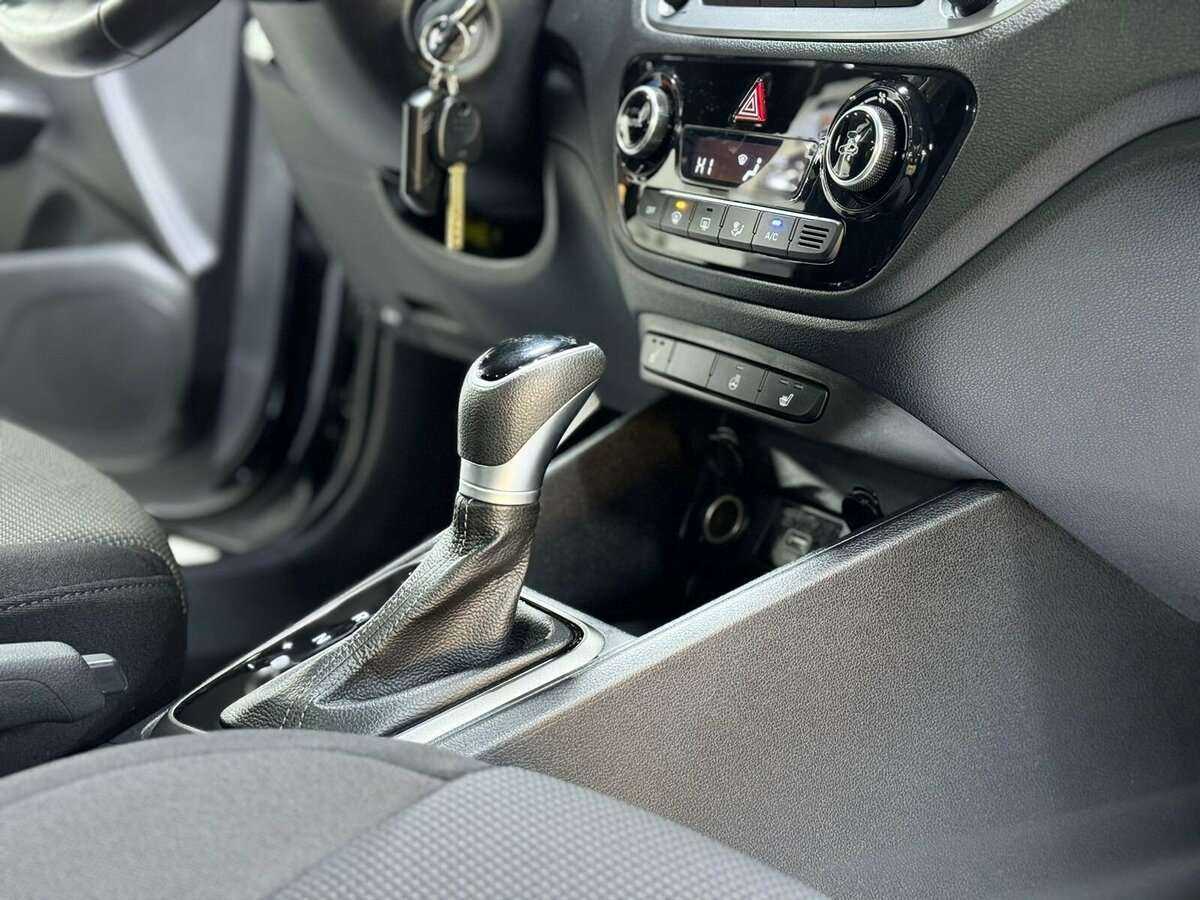 Hyundai Solaris с пробегом — 2020 год. Фото: #17