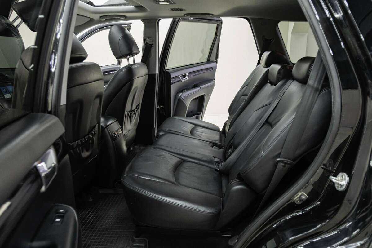 Kia Mohave с пробегом — 2012 год. Фото: #13